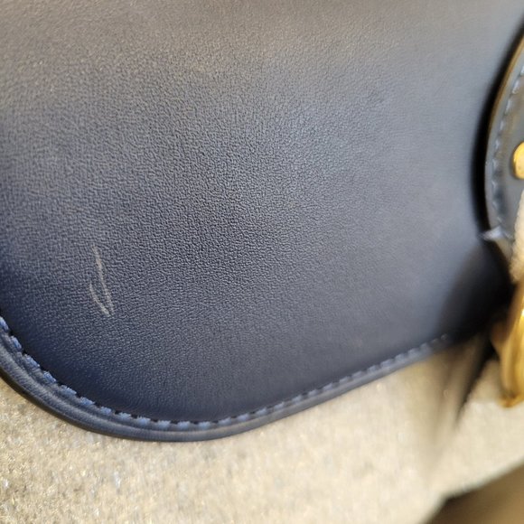 Coach  Beat Crossbody Clutch - Picture 13 of 16